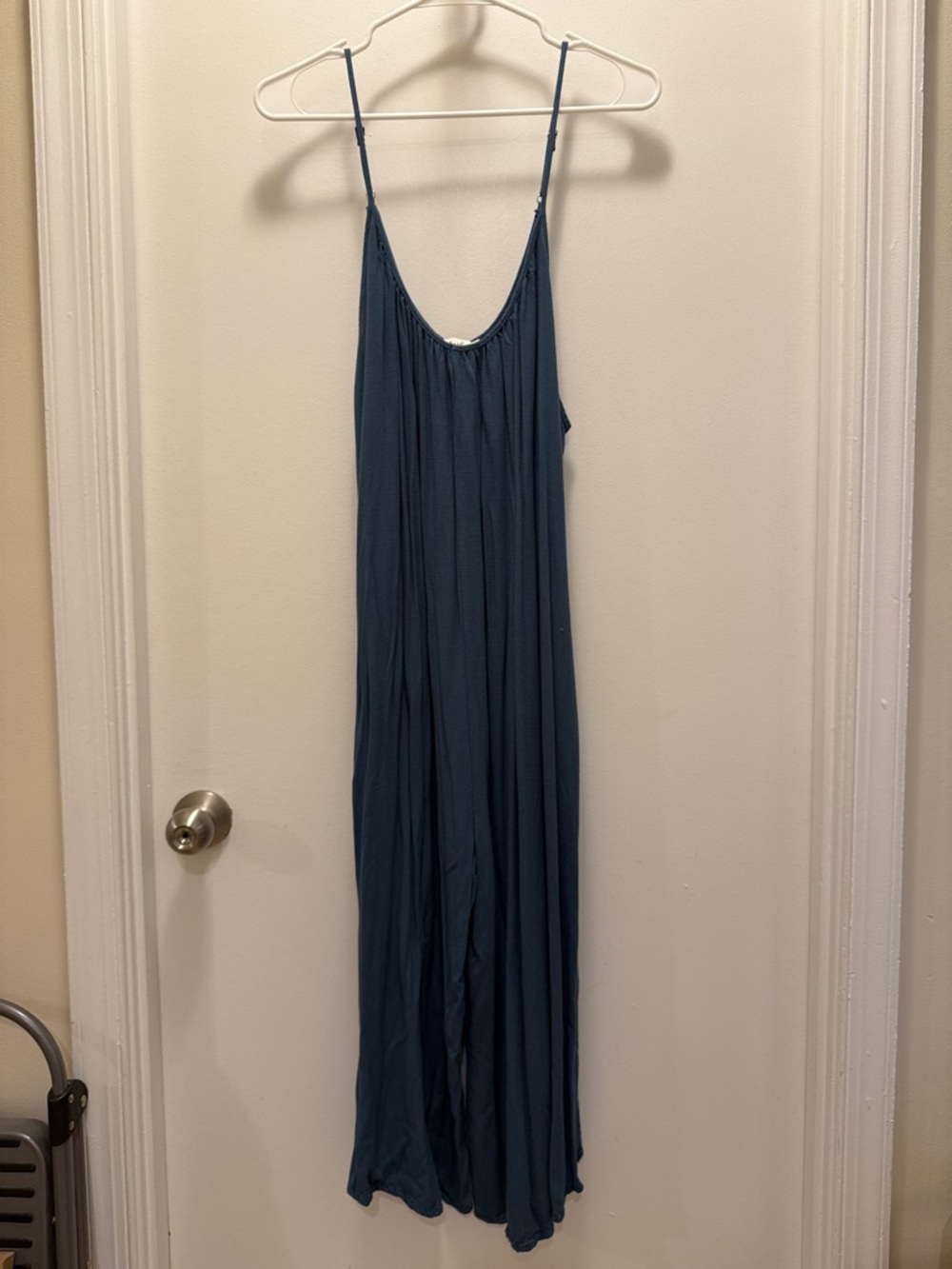 Oversized flowy loose jumper. Size L.
